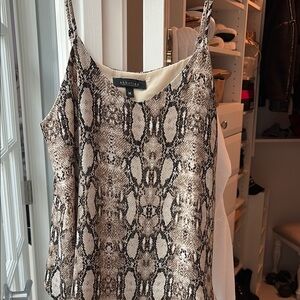 Abbeline Black and White Sleeveless Camisole